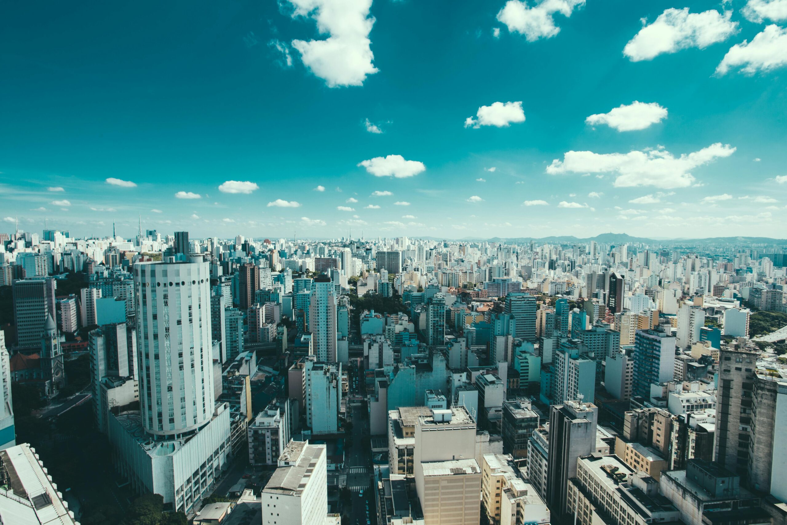 Qual a Cidade Mais Fácil de Arrumar Emprego no Brasil? E as Melhores Estratégias para se Destacar
