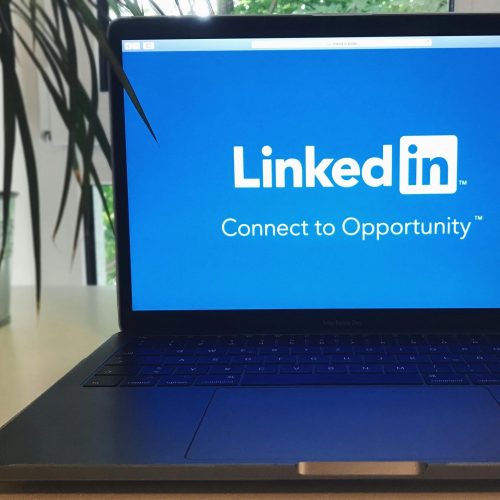Como abordar recrutadores pelo LinkedIn